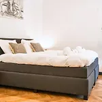 Апартаменты Stylish With Balcony, Near Station Тилбург