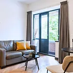 Stylish With Balcony, Near Station *