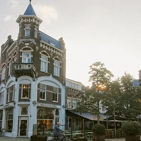 Tiny Loft With Balcony And Wifi Near Hotspots Holiday home