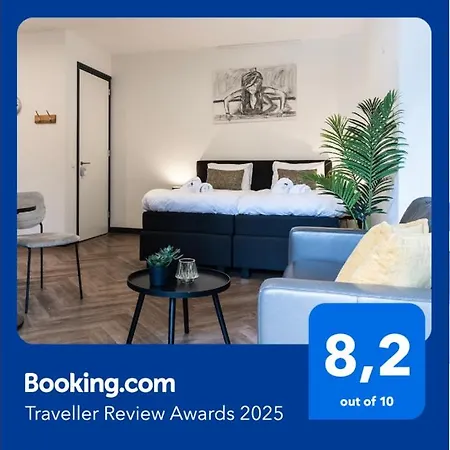 Tiny Loft With Balcony And Wifi Near Hotspots * Tilburg