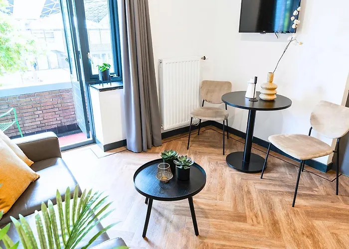 Stylish With Balcony, Near Station Apartmán Tilburg