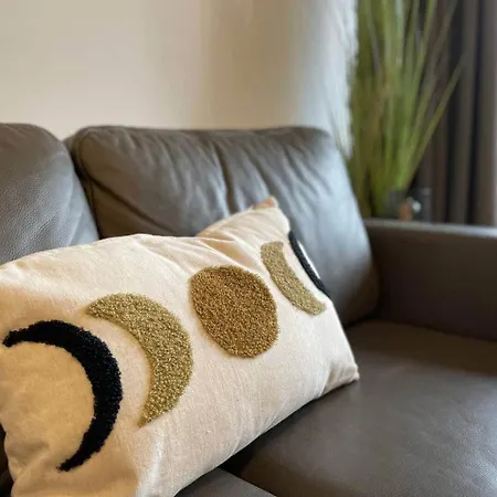 Stylish With Balcony, Near Station Apartment