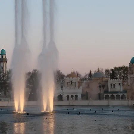Apartment Stylish With Balcony, Near Station