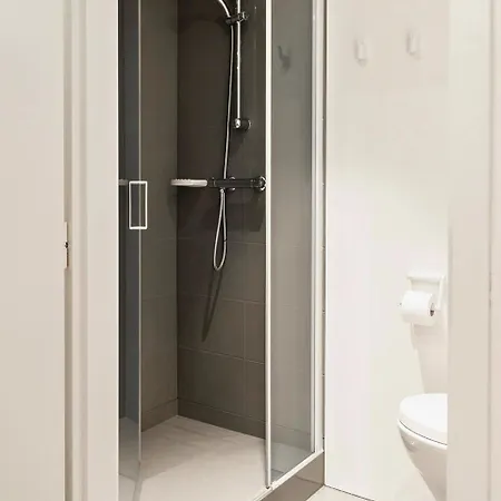 Apartamento Stylish With Balcony, Near Station *